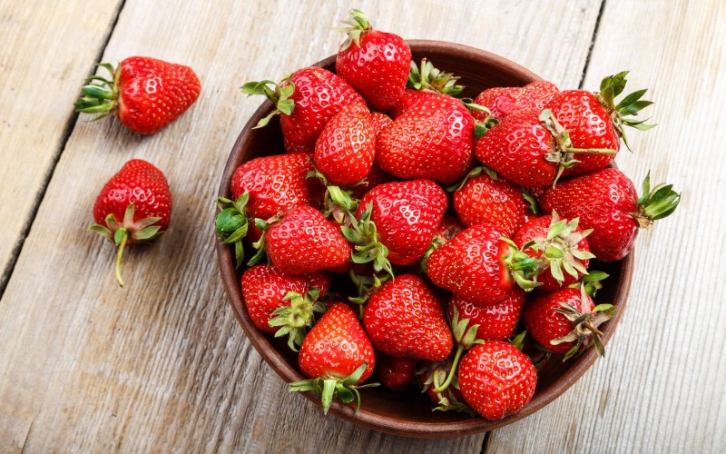Eating Strawberries for Weight Loss【Benefits of Strawberries】